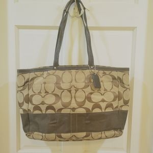 Coach Signature Tote